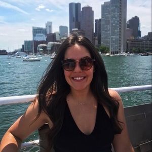 Meet your Posher, Amanda